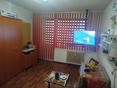 Dristor- strada Ramnicu Sarat, bloc mixt - garsoniera, etaj 1/10